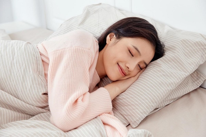 Cách trị tóc bạc sớm hiệu quả bằng mẹo dân gian