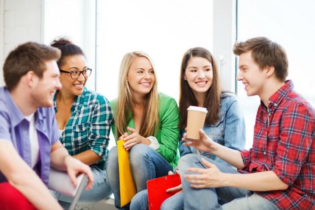 kỹ năng ứng xử và tạo lập mối quan hệ