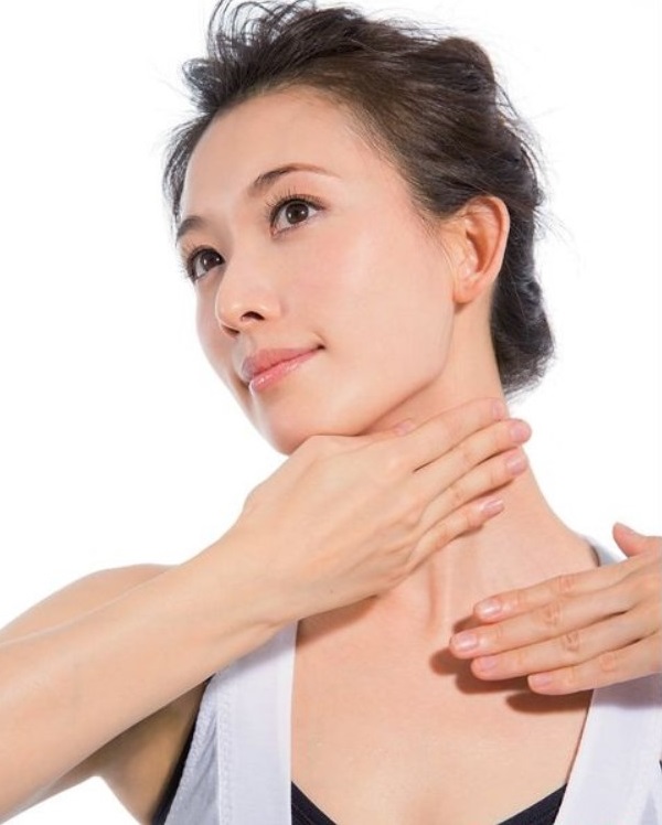Massage cổ