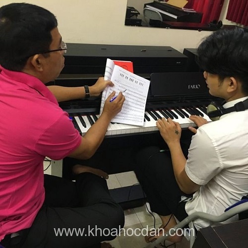 học đàn piano ở đâu tốt
