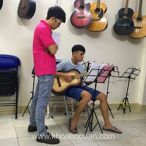 học guitar ở đâu tốt