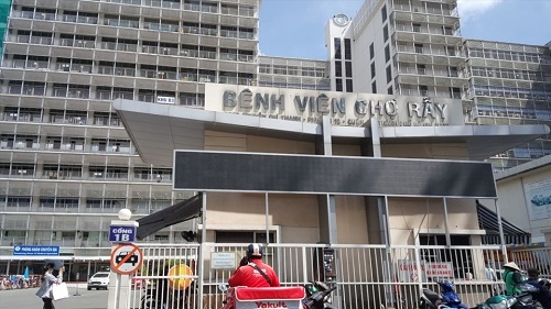 bệnh viện chữa thoát vị đĩa đệm HCM