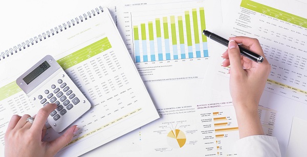 phân tích chỉ số tài chính trước khi đầu tư
